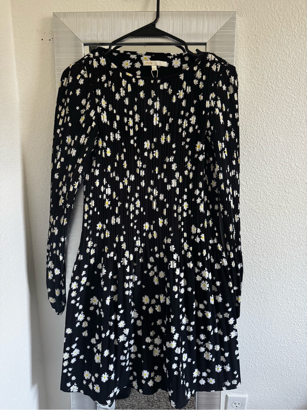 Maje Black Daisy-Print Long Sleeve Dress with White and Yellow Accents